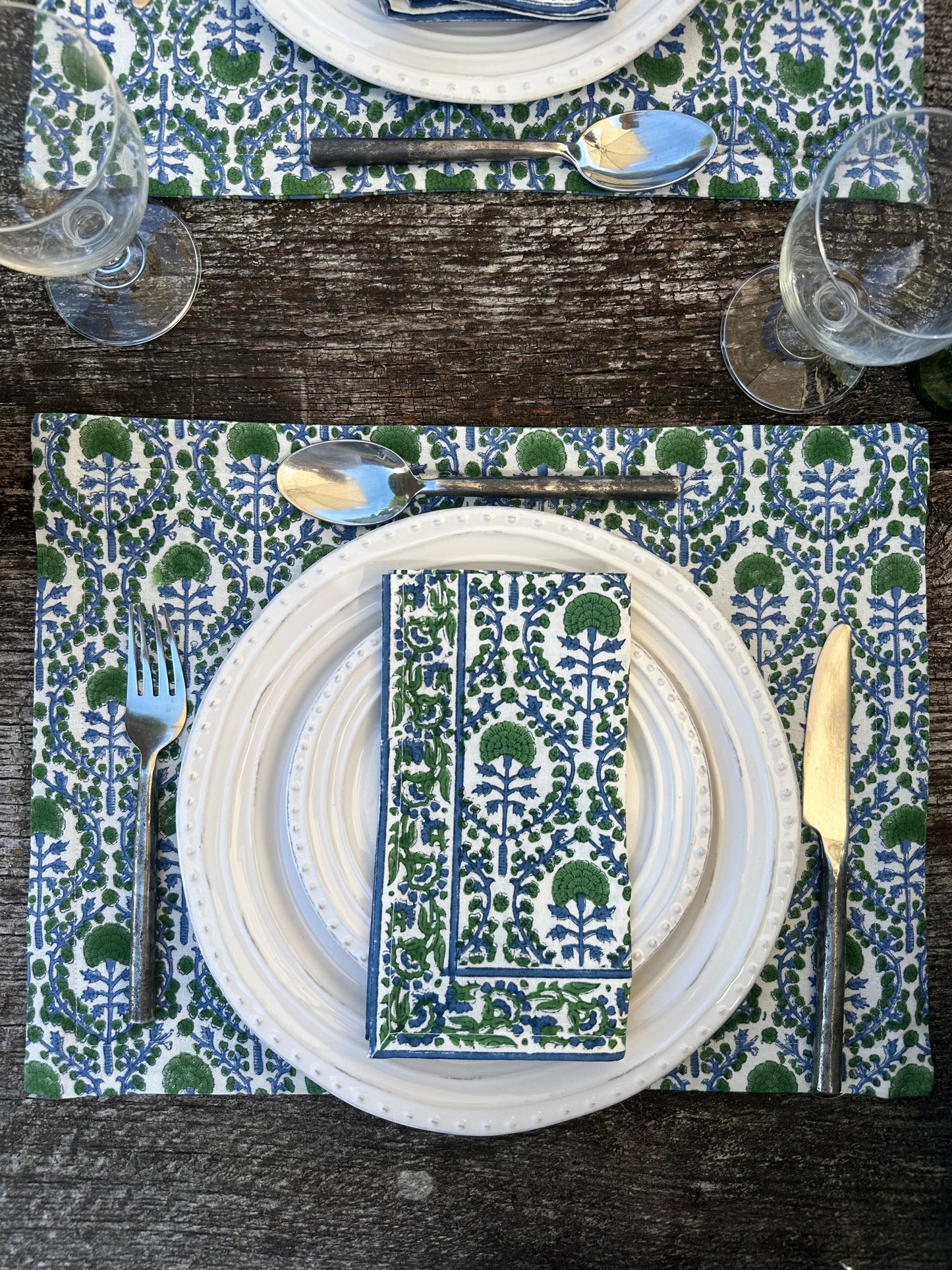 BLUE AND GREEN PLACEMAT