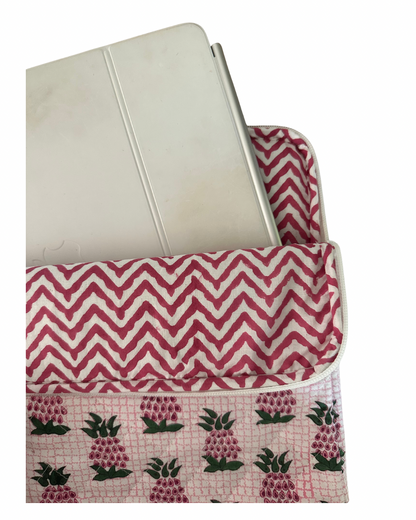 PINK AND GREEN PINEAPPLE IPAD CASE