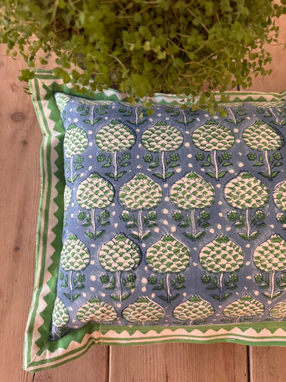BLUE AND GREEN ARTICHOKE TINY CUSHION