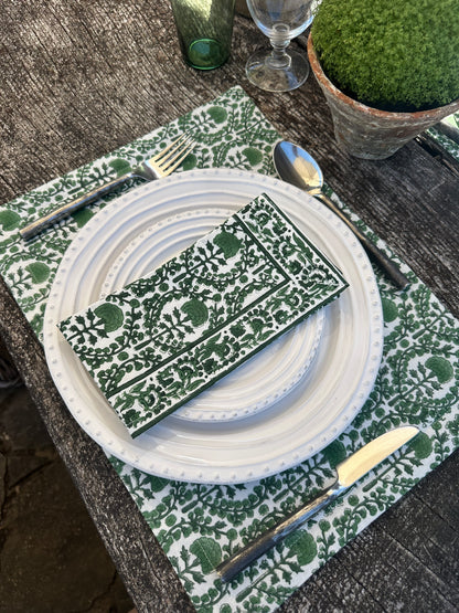 GREEN PLACEMAT