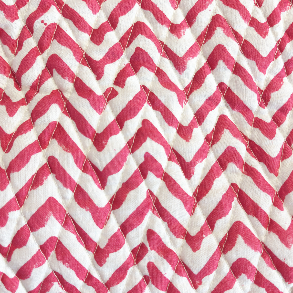 PINK ZIG ZAG TINY MAKEUP BAG