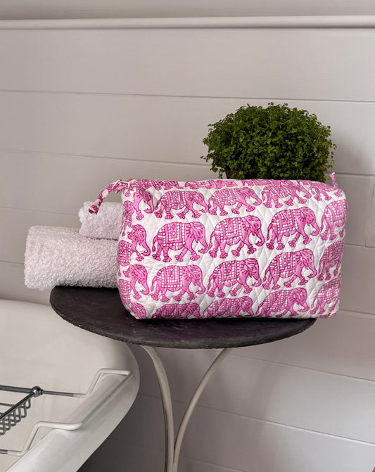 GIANT PINK ELEPHANT WASH BAG