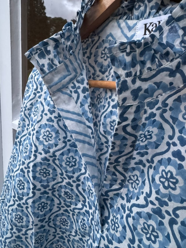 BLUE SPIRAL FLORAL SHIRT