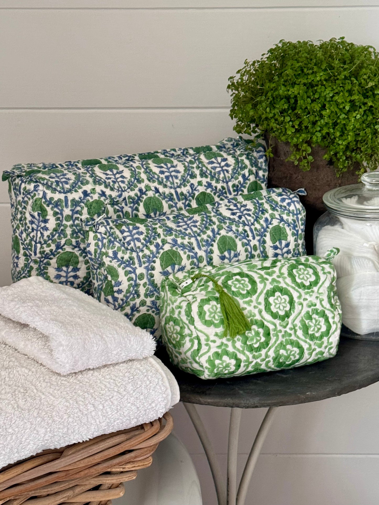 GIANT BLUE AND GREEN TRELLIS WASH BAG