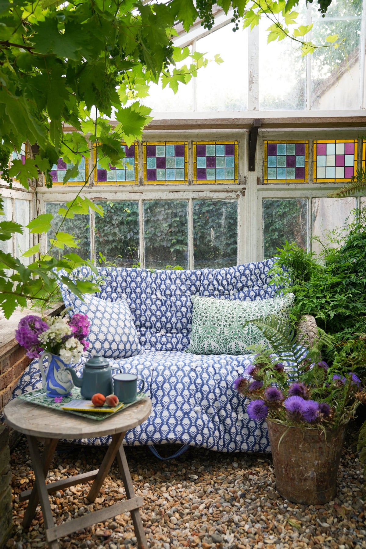 BLUE JELLYFISH BENCH QUILT