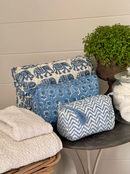GIANT BLUE ELEPHANT WASH BAG