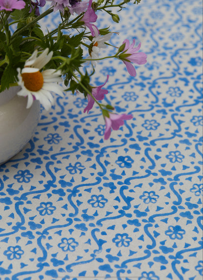 BLUE CHELSEA BLOOM TABLECLOTH