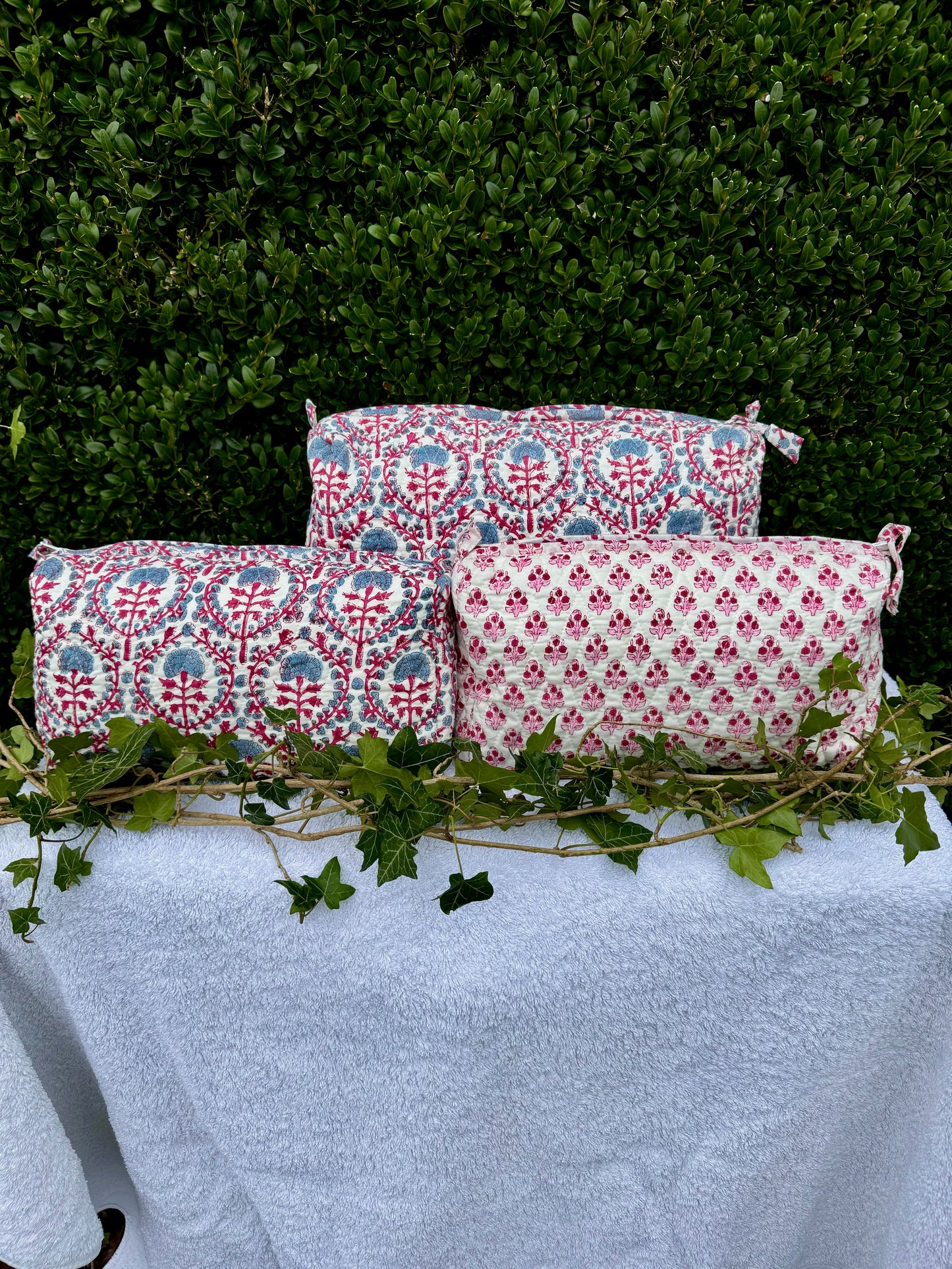 PINK BOOTY FLORAL MAKEUP BAG