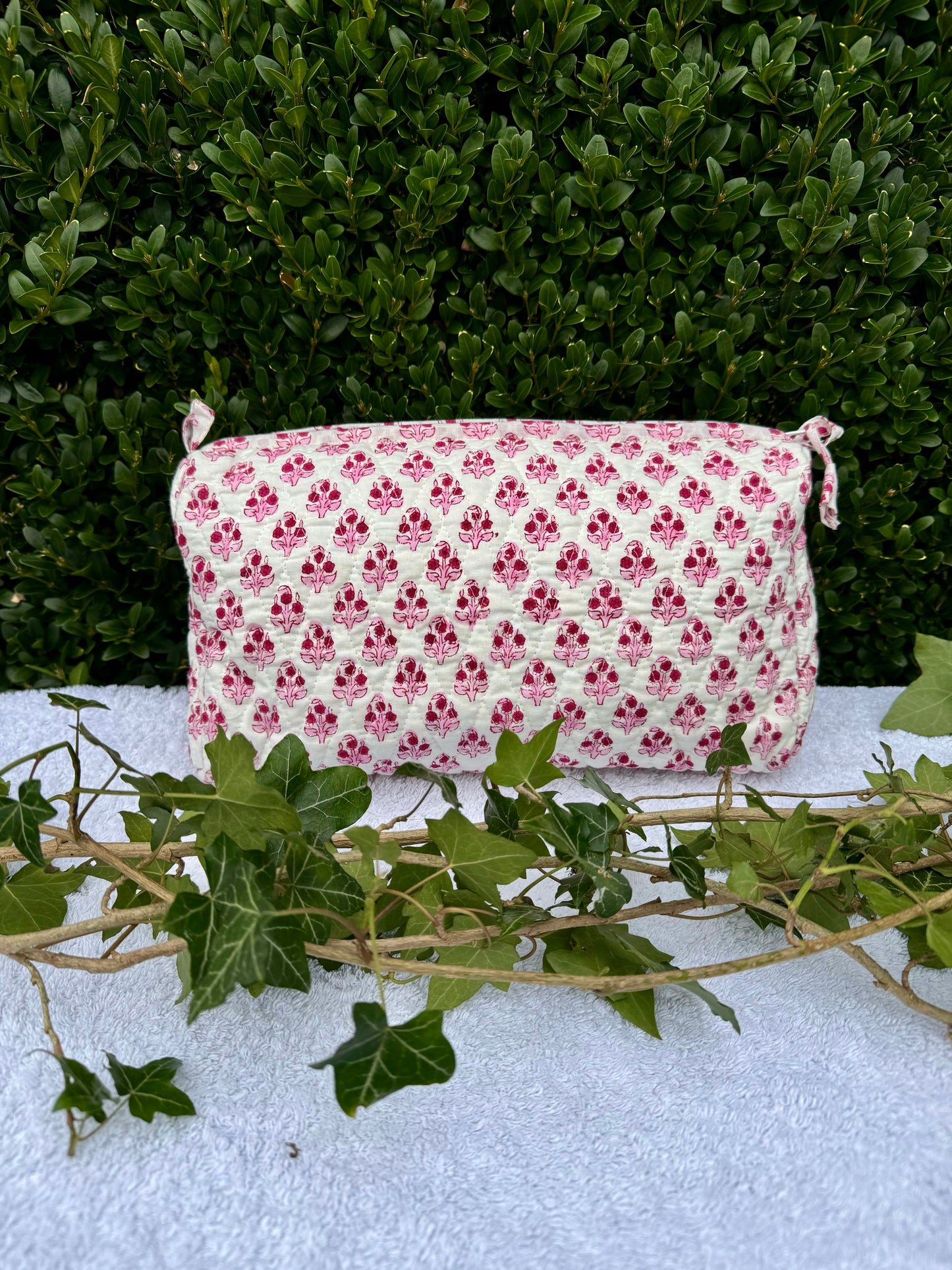 PINK BOOTY FLORAL MAKEUP BAG