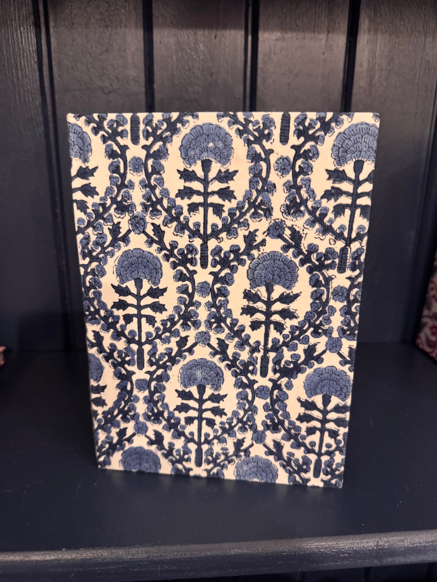 BLUE TRELLIS JOTTER