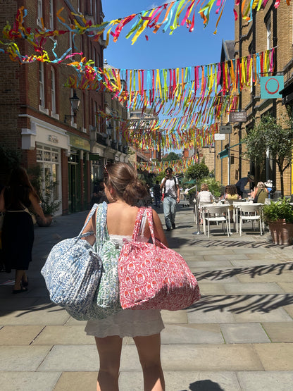 PINK AND ORANGE TRELLIS WEEKEND BAG