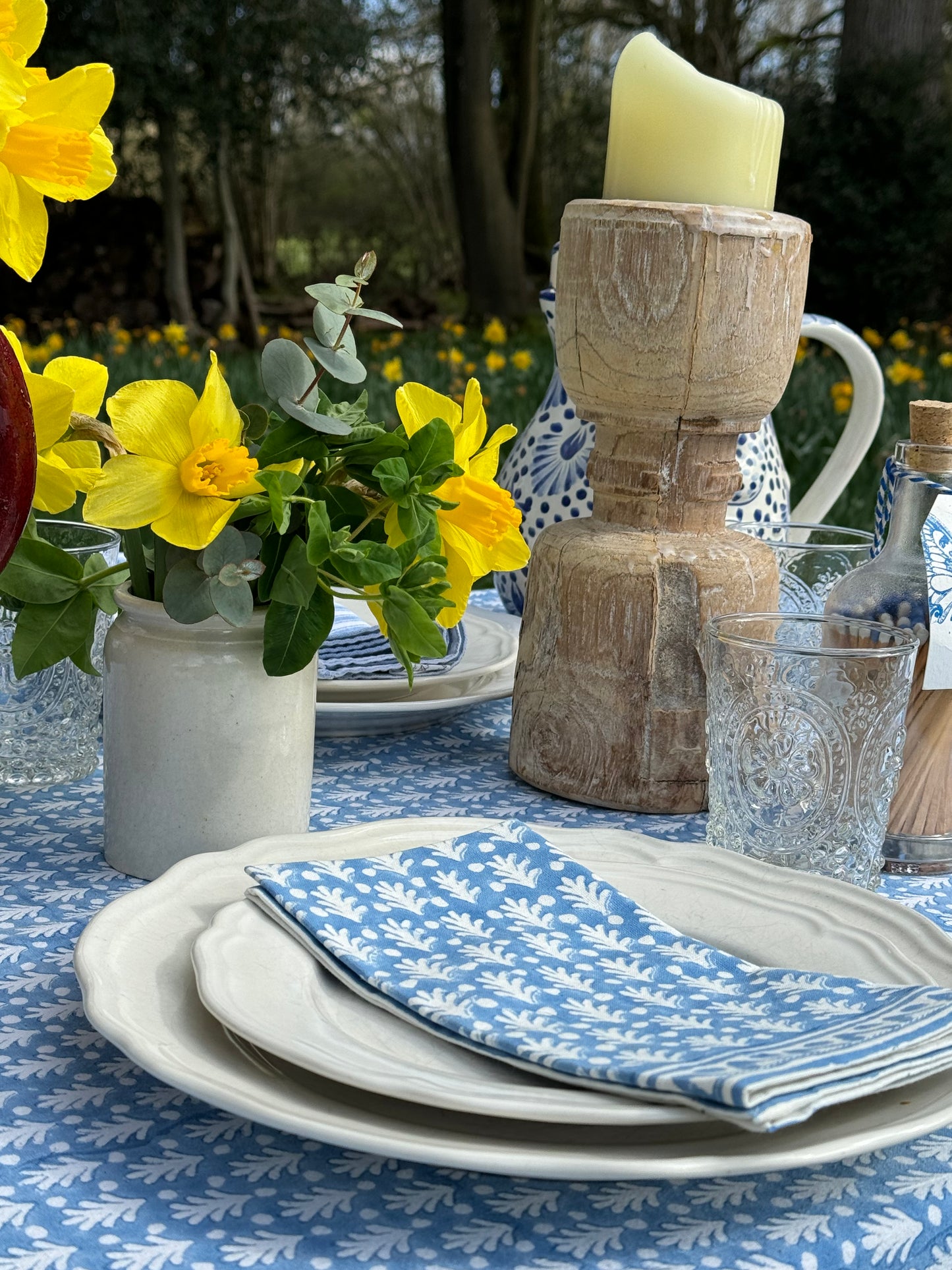 BLUE ACORN NAPKINS