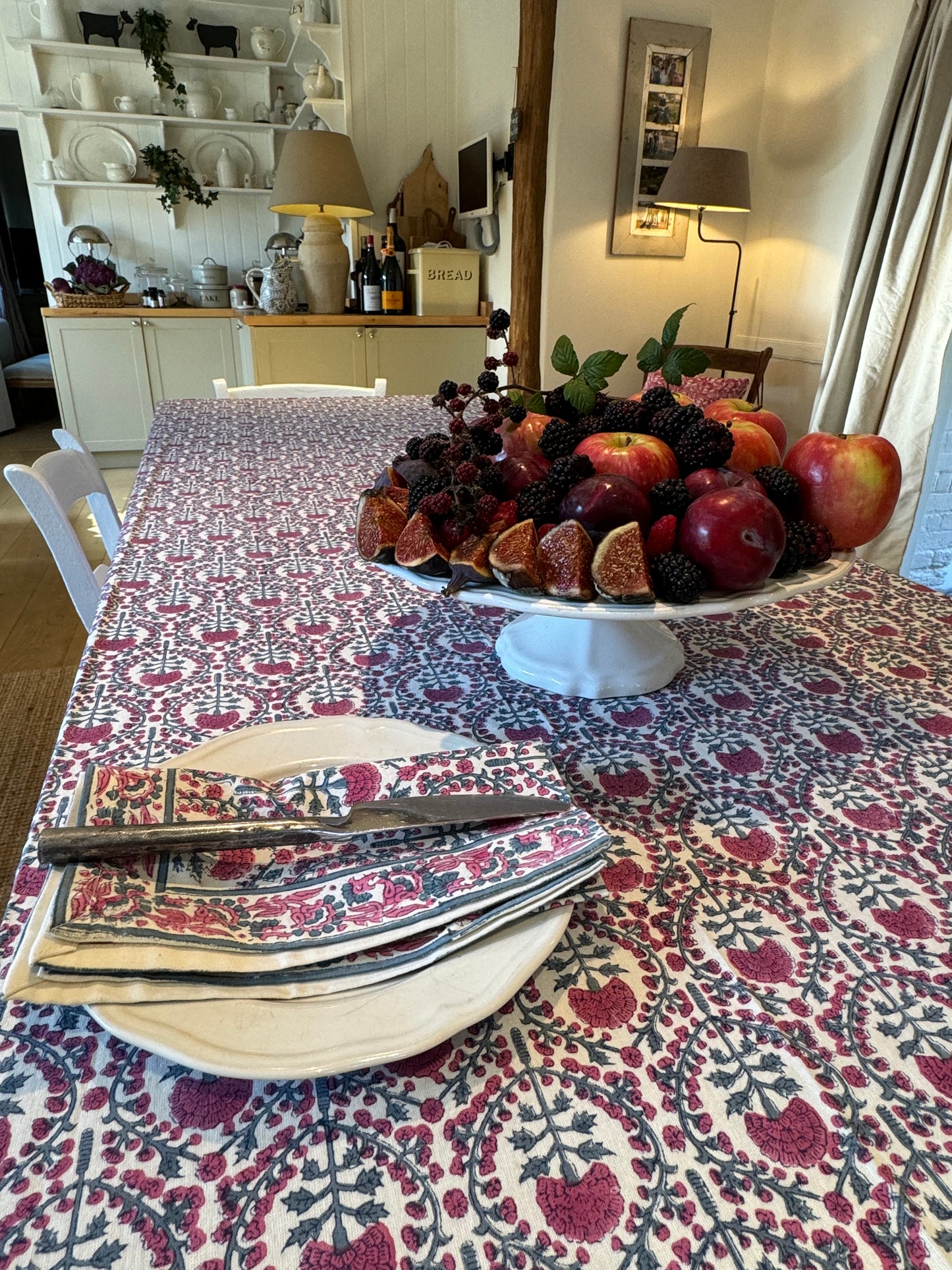 PINK AND BLUE TRELLIS TABLECLOTH