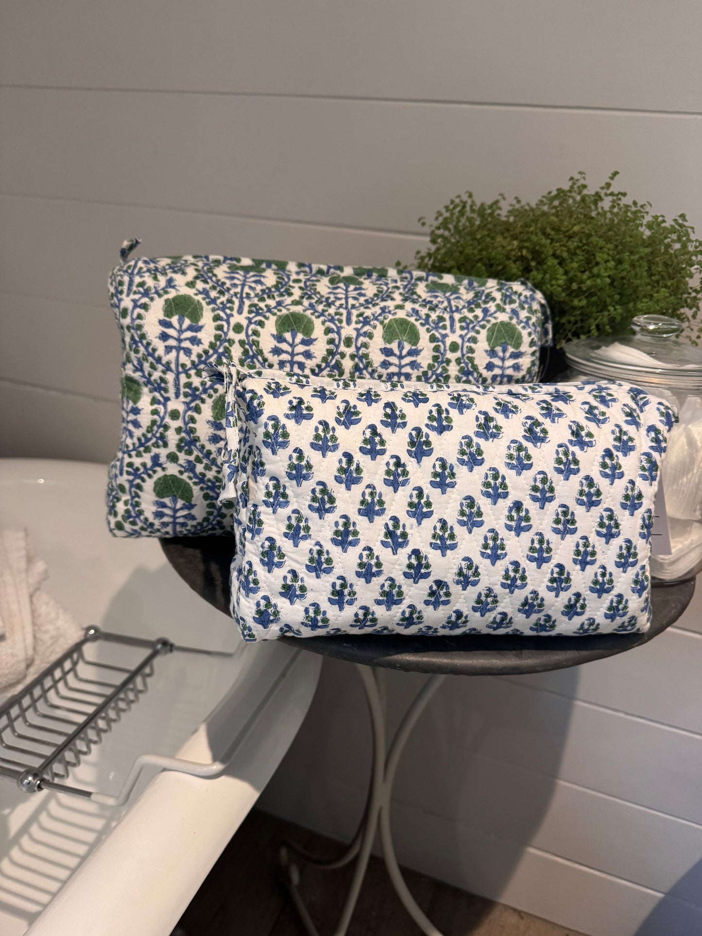 GIANT GREEN AND BLUE TRELLIS WASH BAG