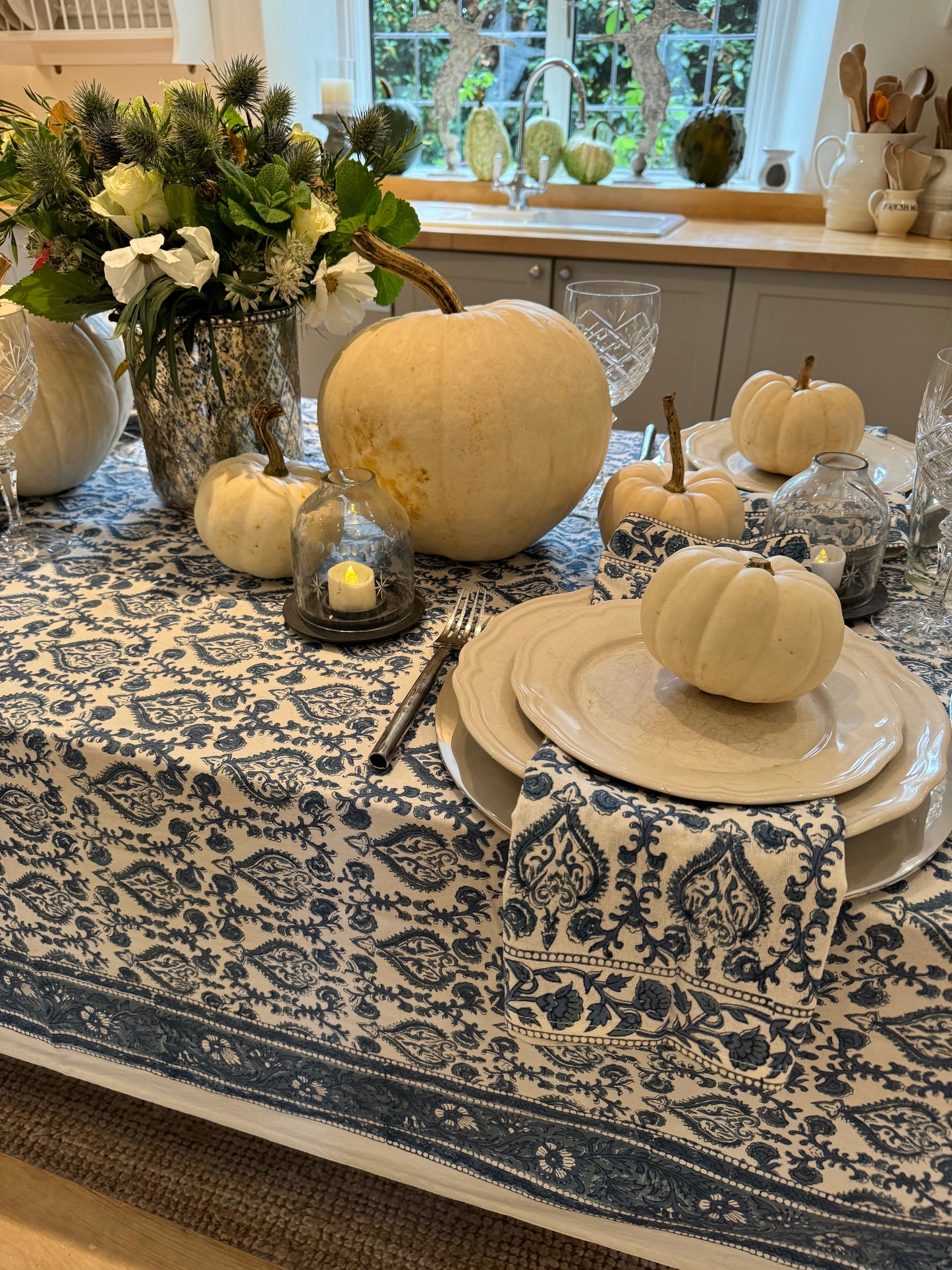 BLUE ACE TABLECLOTH