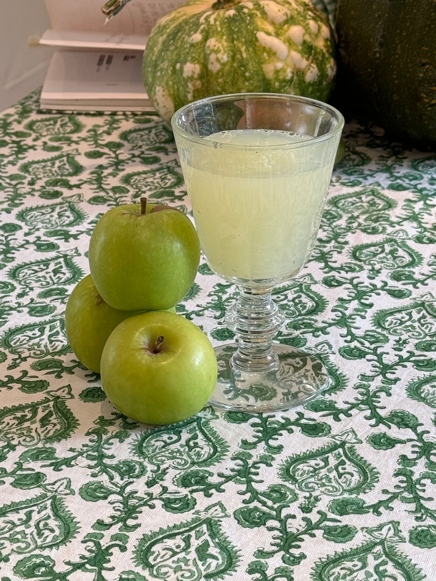 GREEN ACE TABLECLOTH