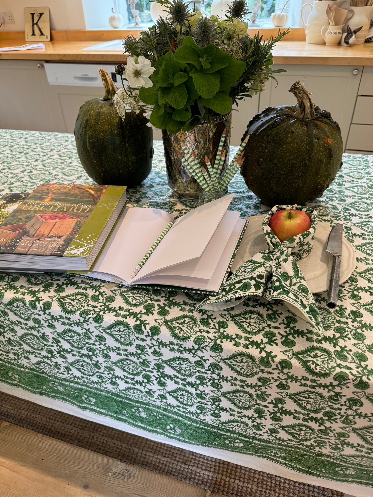 GREEN ACE TABLECLOTH