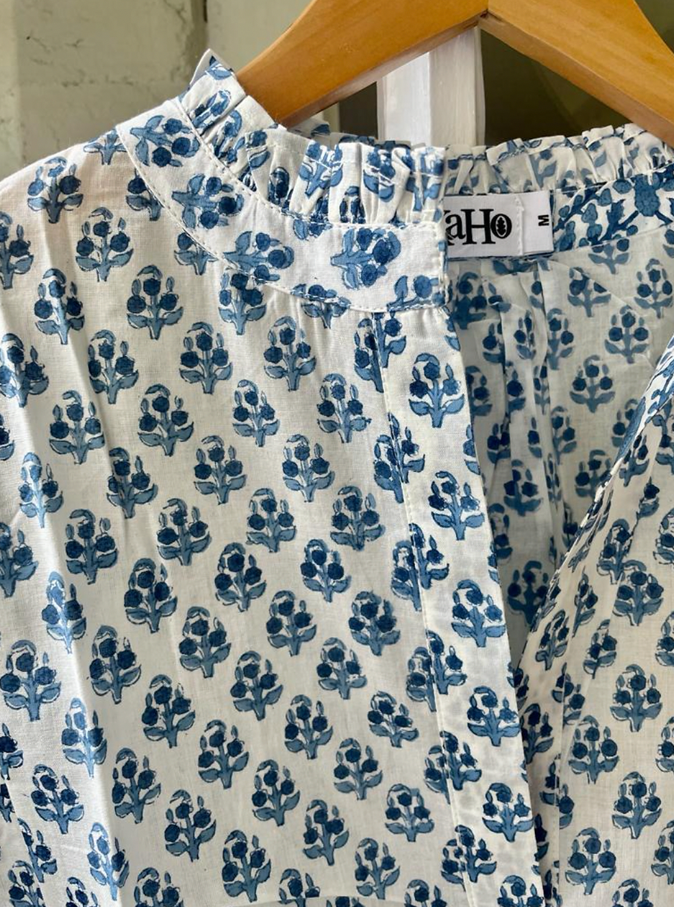 BLUE BOOTY FLORAL SHIRT