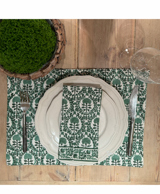 GREEN PLACEMAT