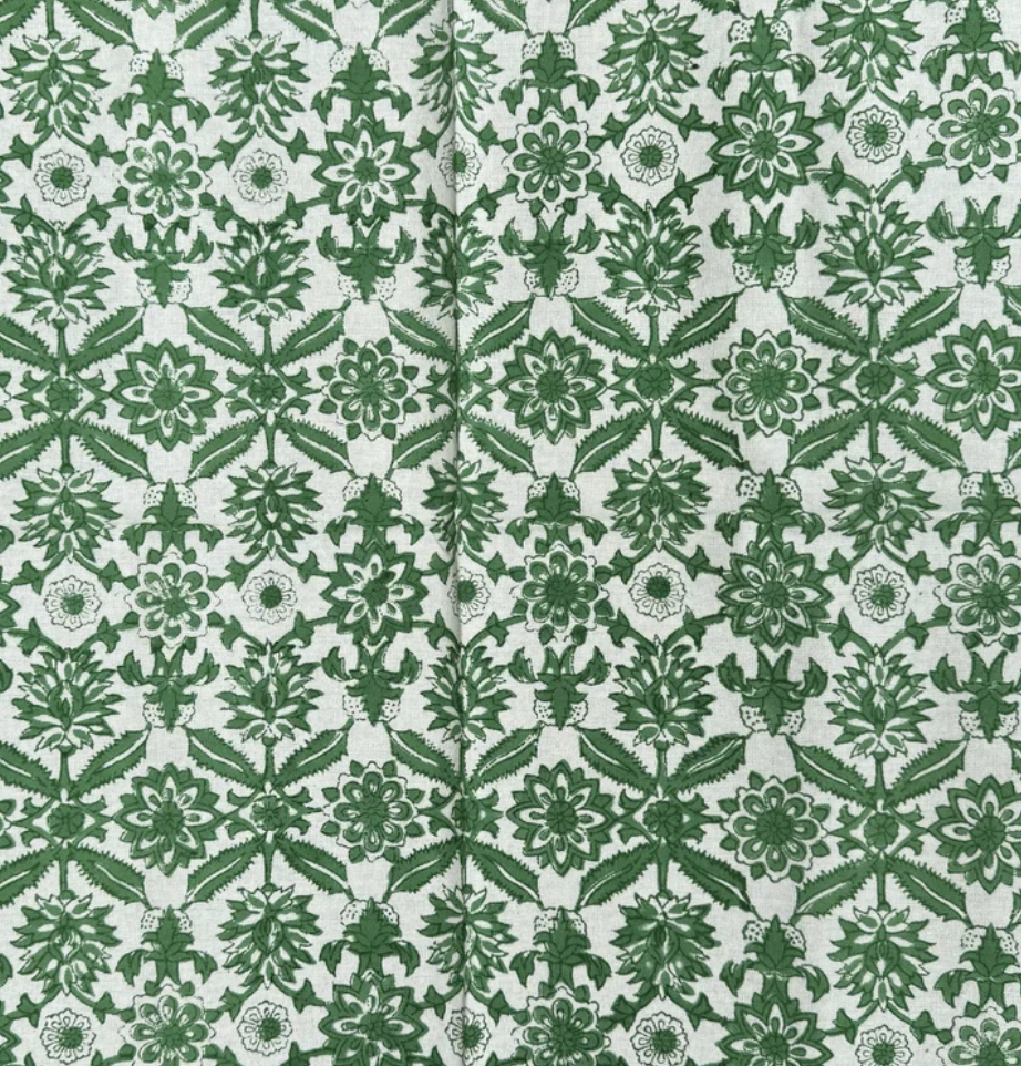 GREEN THISTLE TABLECLOTH